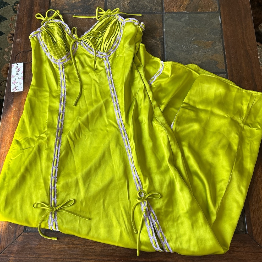 Betsey Johnson Lime Green Women's Slip